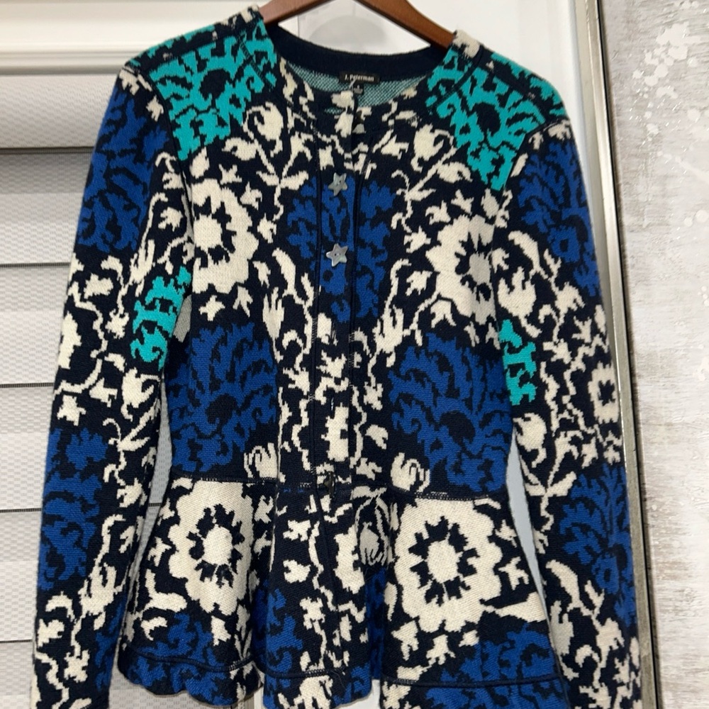 J. Peterman Navy and Cream Sweater